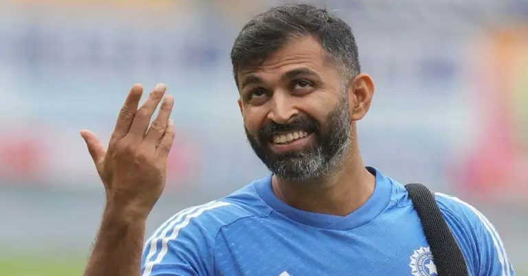 অভিষেক নায়ার